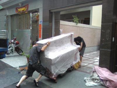 鋼琴搬運(yùn)